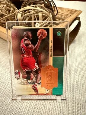 Michael Jordan Upper Deck SPX finite basketball card - 04057 out of 10,000